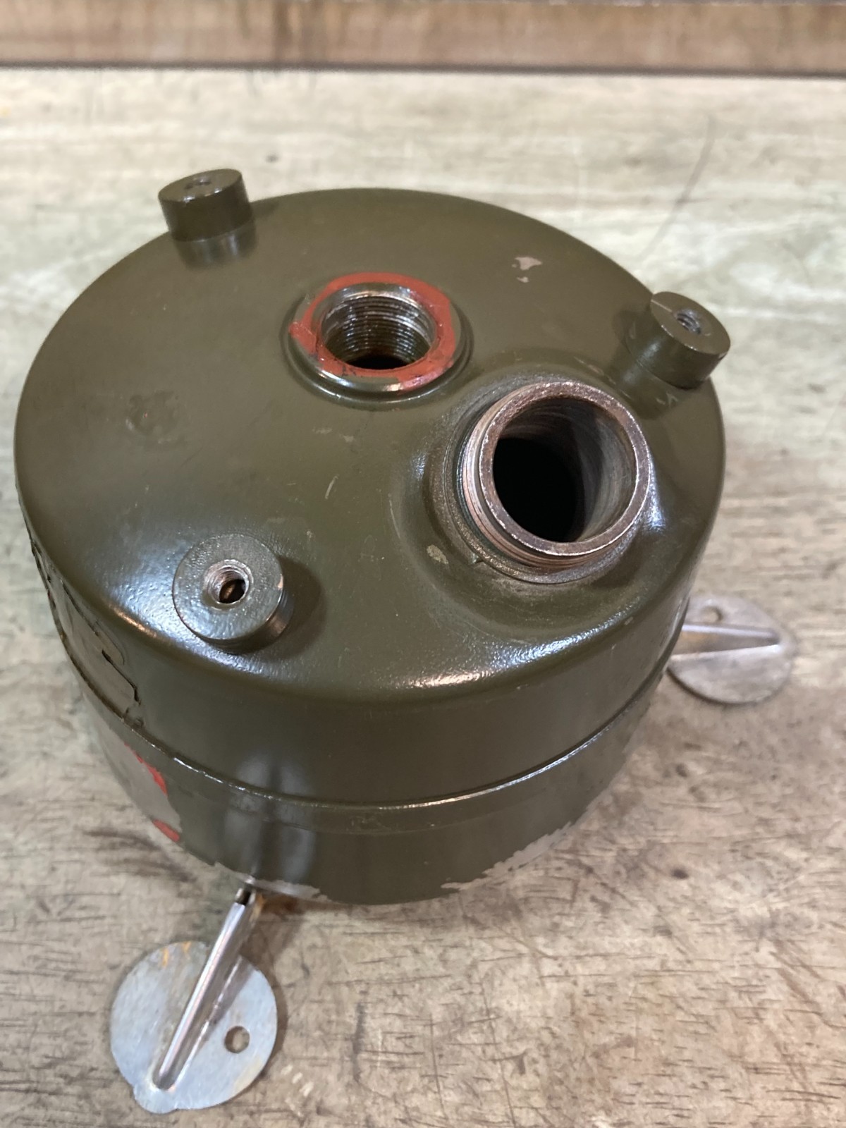 M1950 Coleman Stove – Fount Tank – Major paint and Decal loss