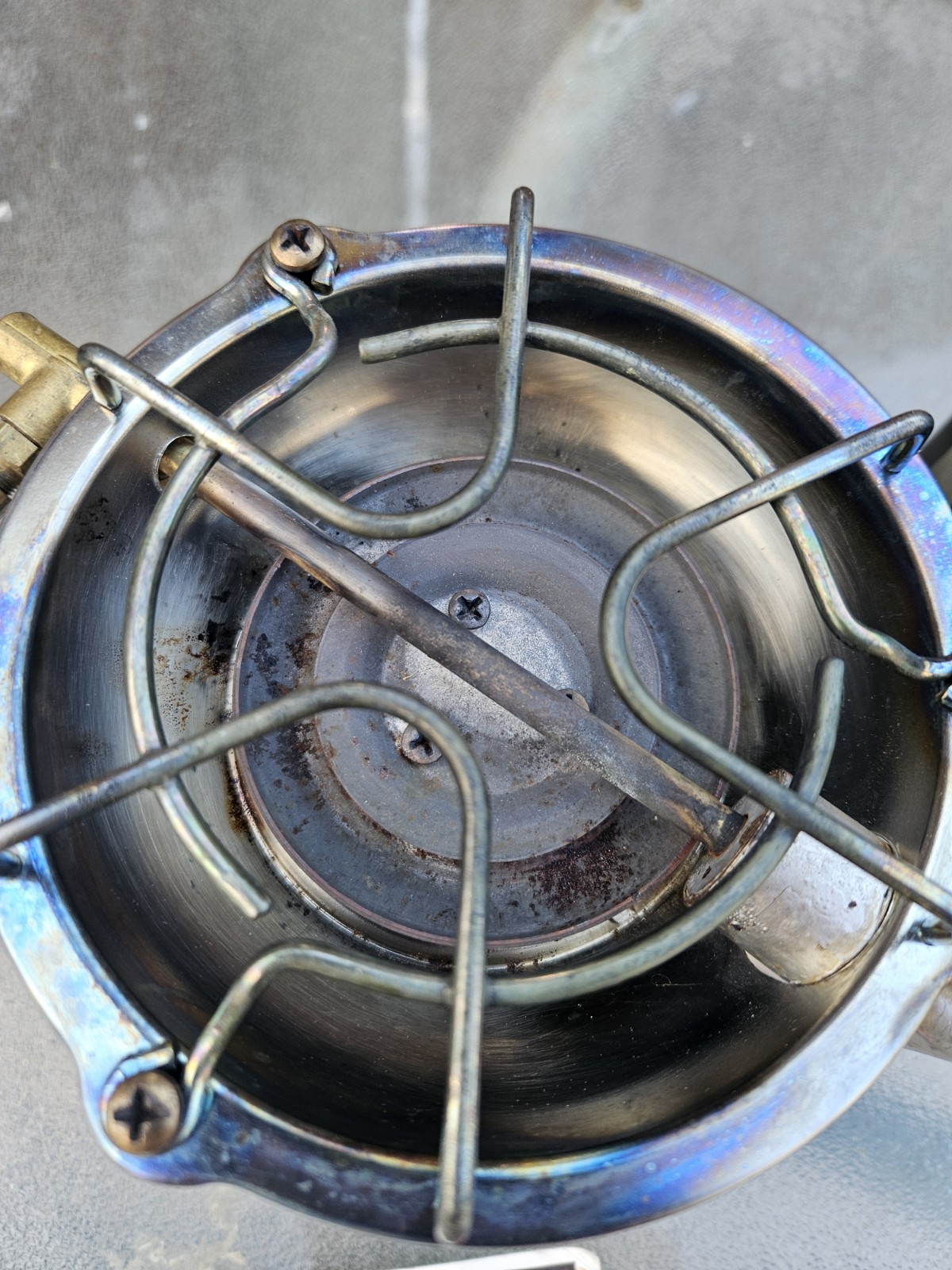 1974 COLEMAN 502 Single Burner Camp Stove With Aluminum Cook Kit Case Heat Drum