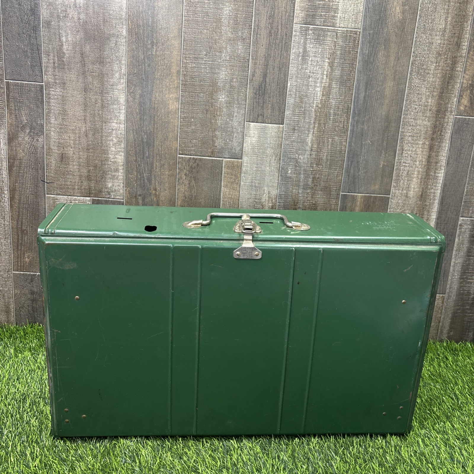 Vintage Coleman 413H Camp Stove 2 Burner Green Tested Working Made in USA