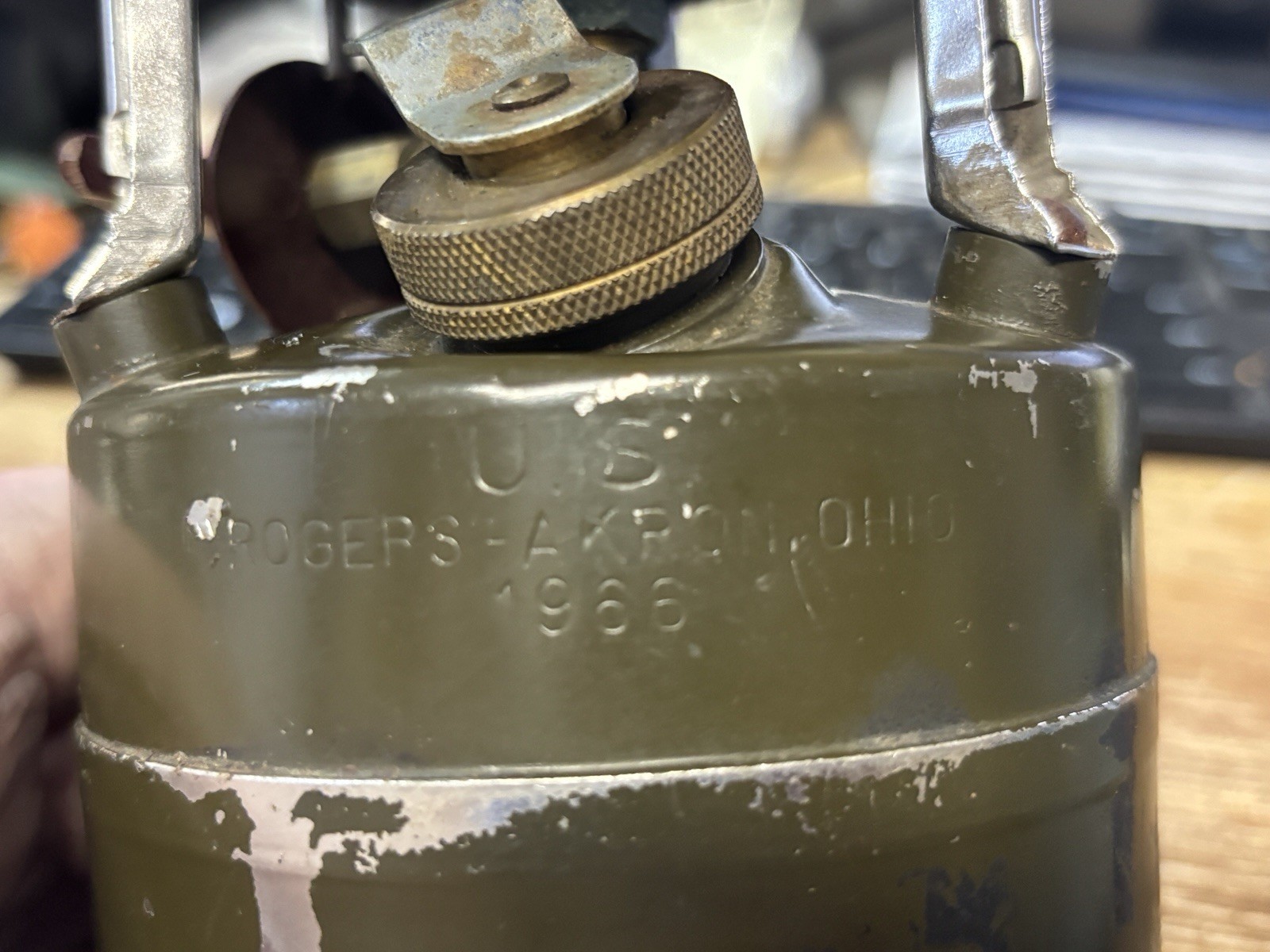 US Military Gasoline Burner Stove M – 1950 With Aluminum Case Rogers 1966