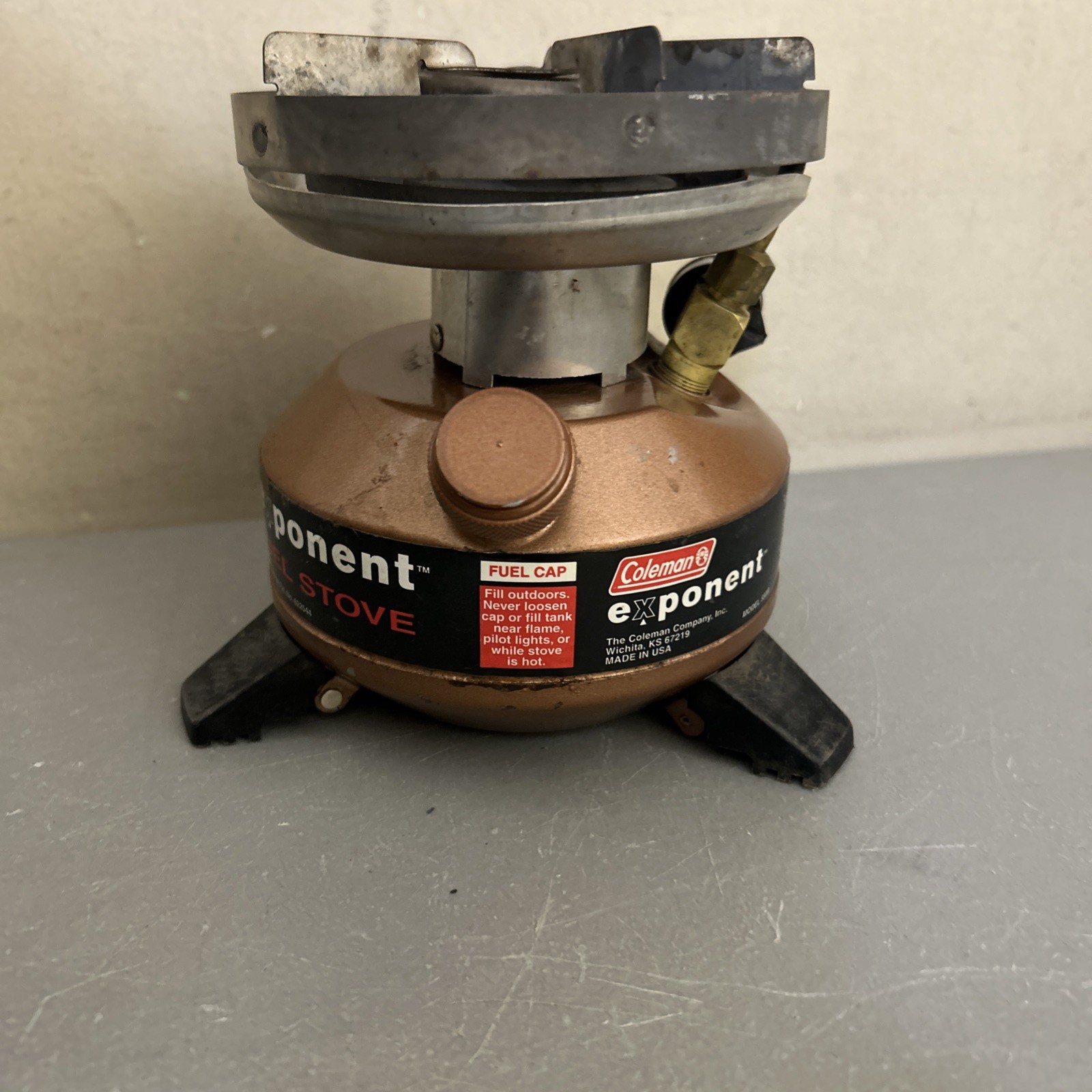 Coleman “Exponent” Multi Fuel Stove Model 550B (dented/ Peeled Paint)
