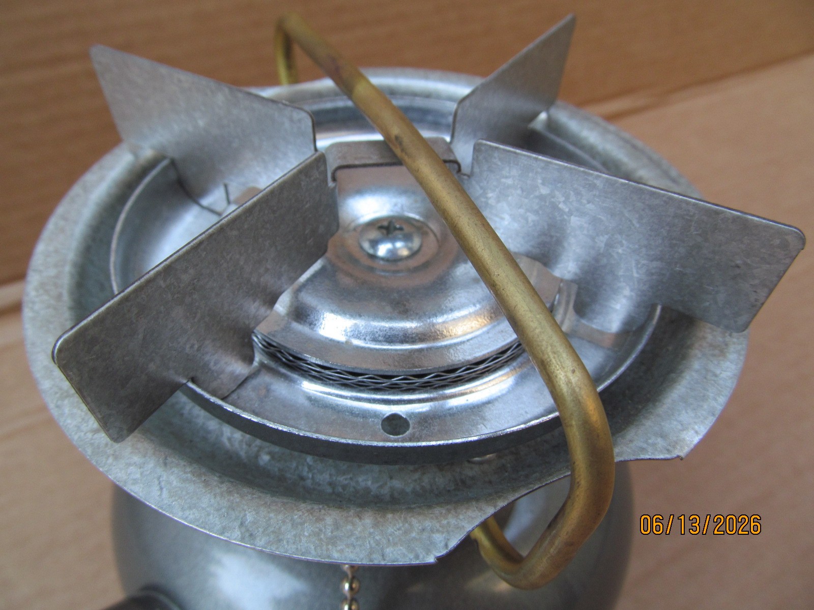 NEW COLEMAN Model 533 Dual Fuel Single Burner Camping Stove