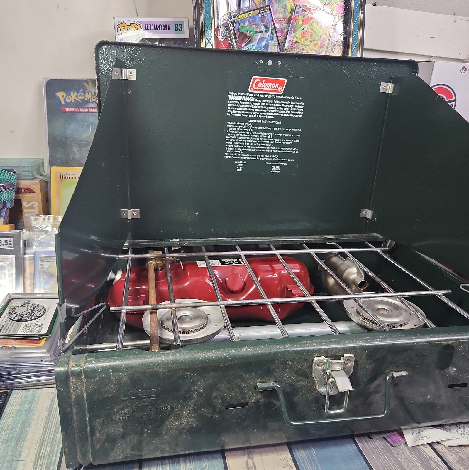 Vintage Coleman 425F Two Burner Gas (Fuel) Camping Stove Green 5/1990 VERY NICE!