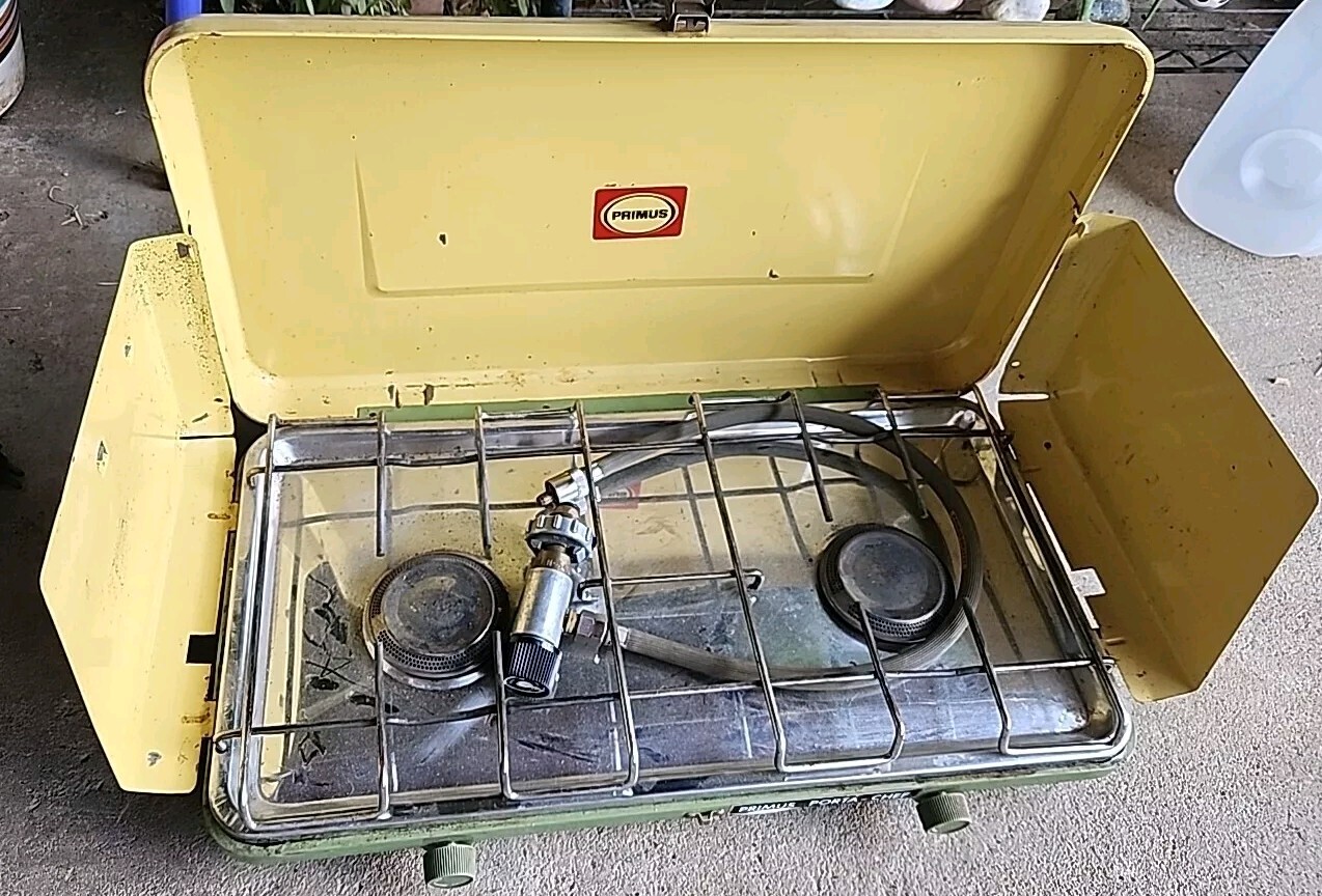 Vintage Porta Chef Double Burner Camping Stove Propane Model ST 200 W/ Regulator