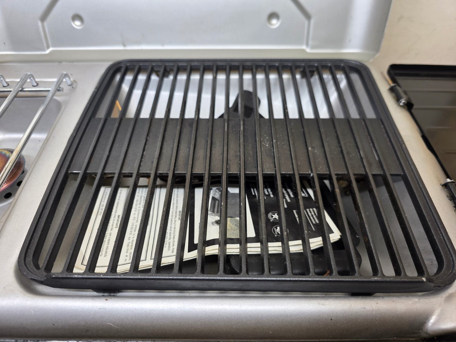 Coleman InstaStart Grill Stove 9922 Series Portable Propane Camping Stove