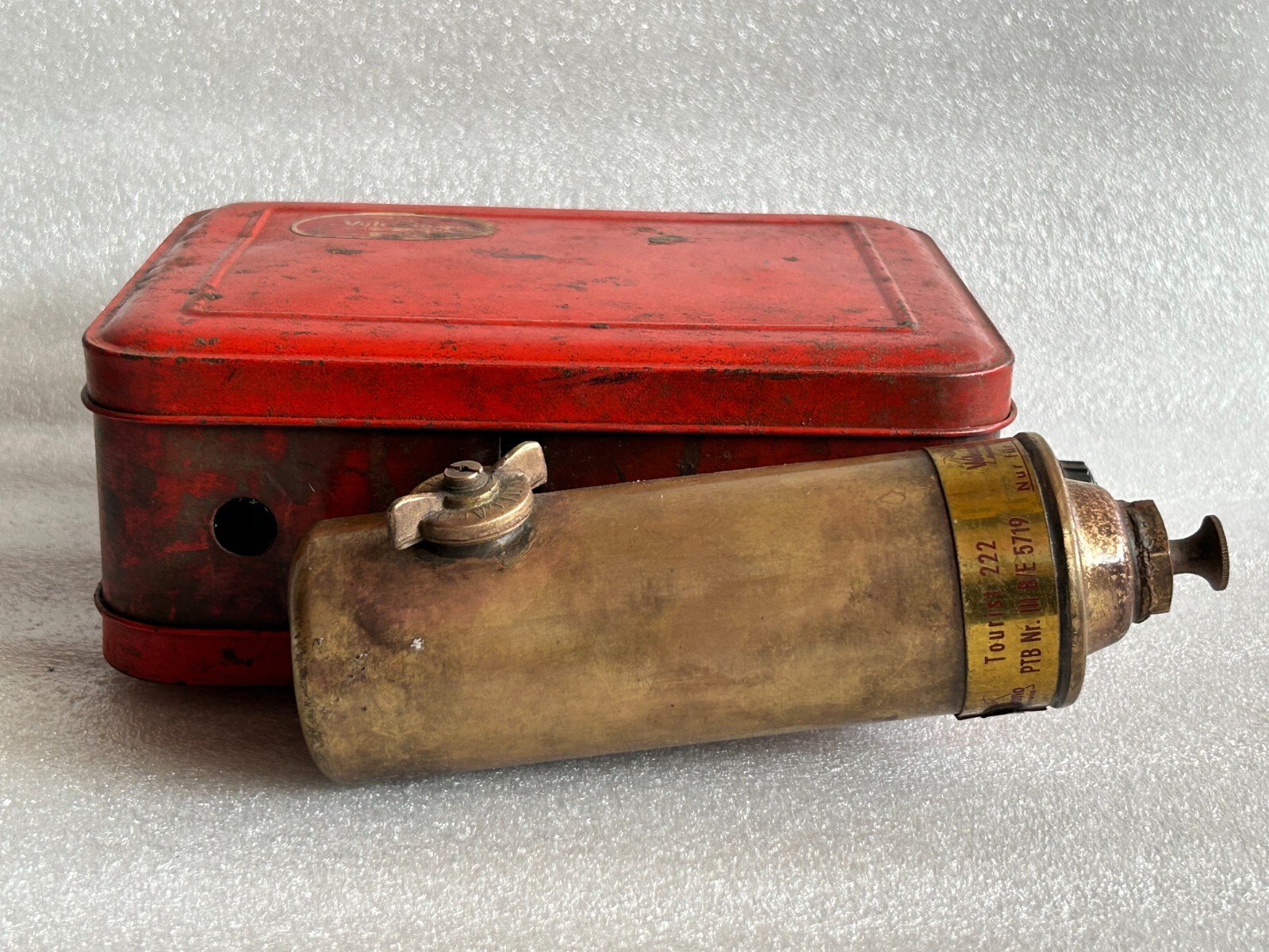 OLD VINTAGE VULCANO ALEMANIA BRASS KEROSENE CAMP STOVE WITH ORIGINAL TIN BOX