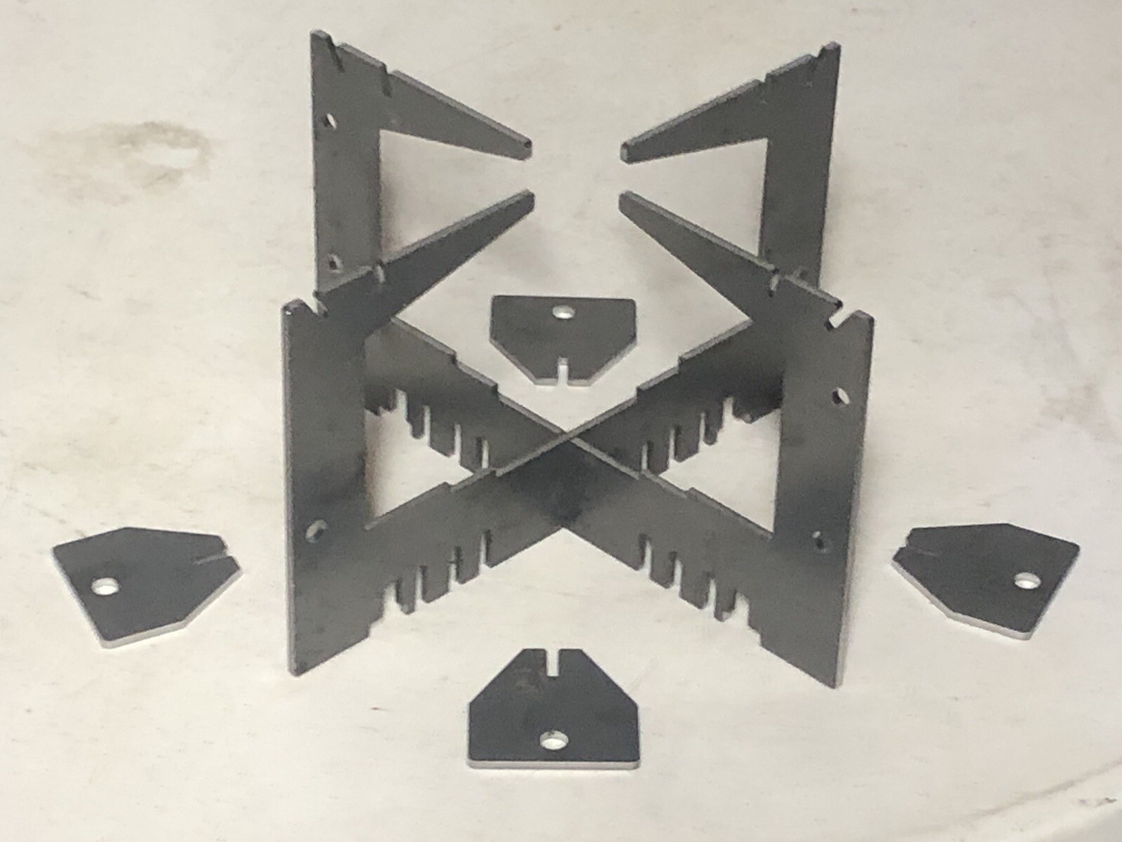 Blackout Multi-fuel folding survival stove (9-inch)