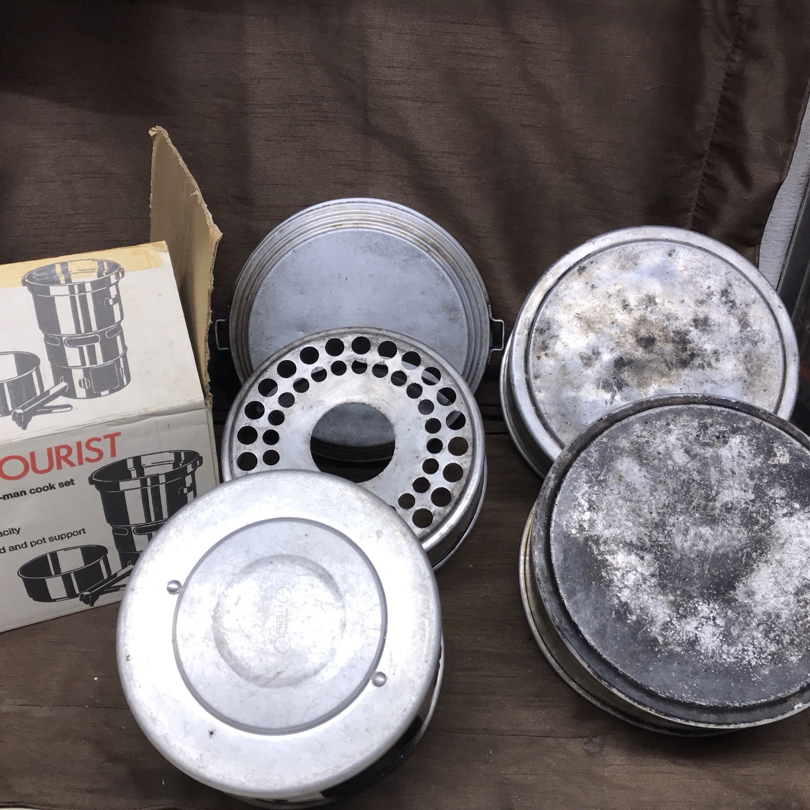 Vintage SVEA 123 Camping Stove W/6 Pcs SIGG Tourist Cook Set