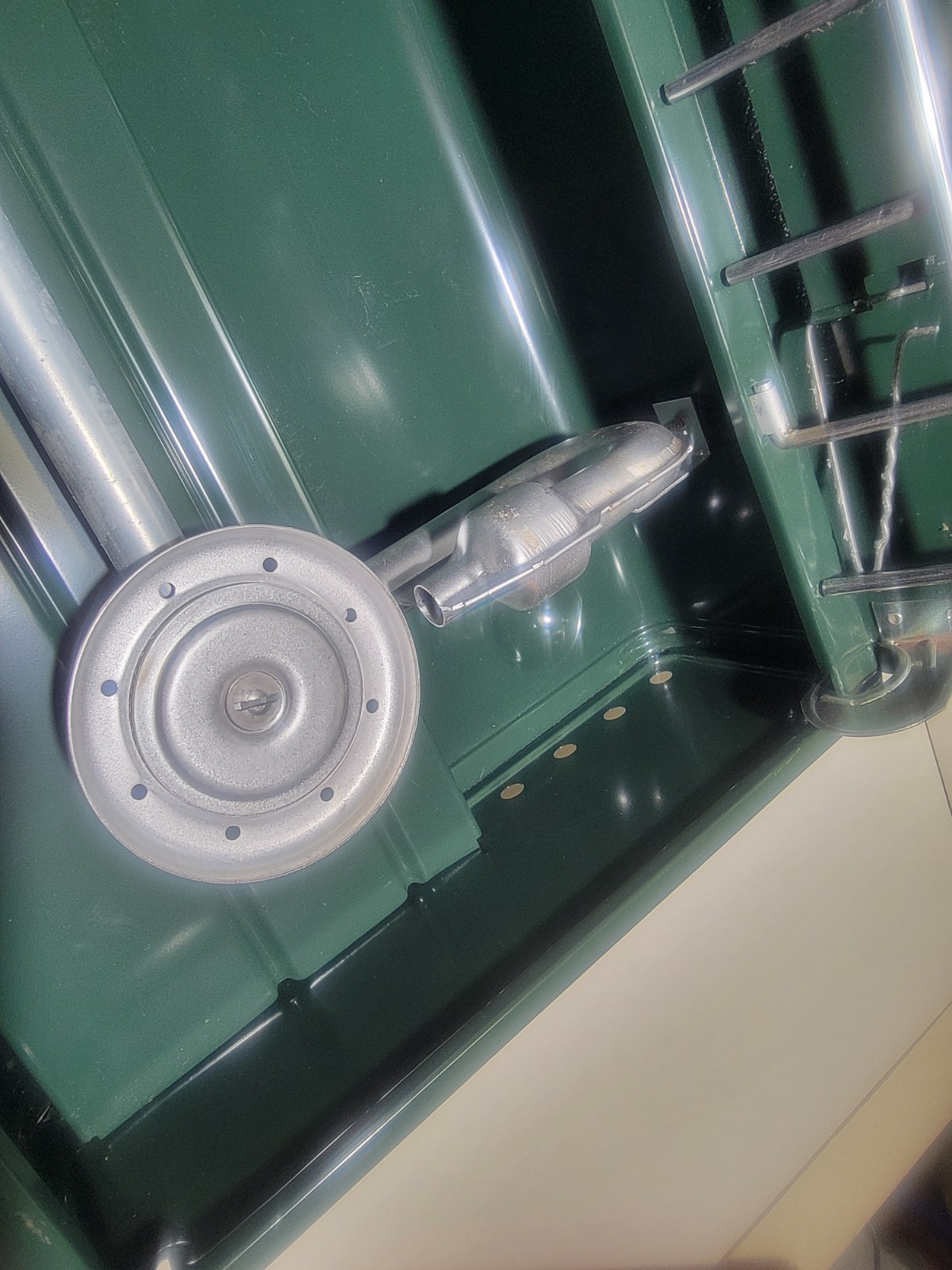 1987 Coleman 425F499 Gas Stove 2 Burner Green NEVER USED