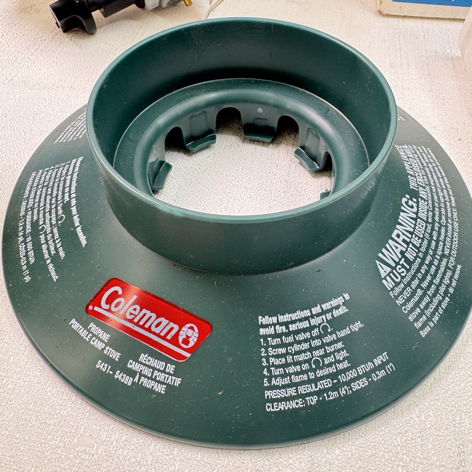 Coleman Portable 1 Burner Propane Stove Model 5431-700G with Base 10k BTU NOS