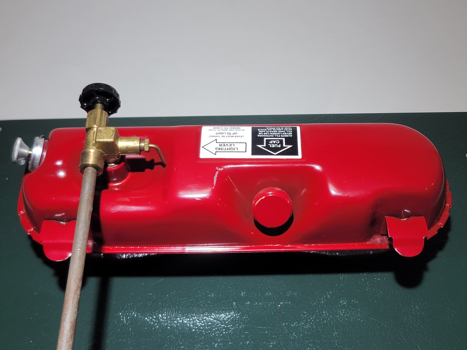1987 Coleman 425F499 Gas Stove 2 Burner Green NEVER USED