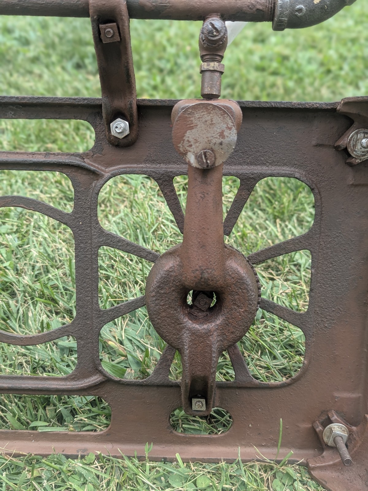 SuperB – Vintage Cast Iron Portable, Gas IRON CAMP/COOK STOVE Porcelain Handles