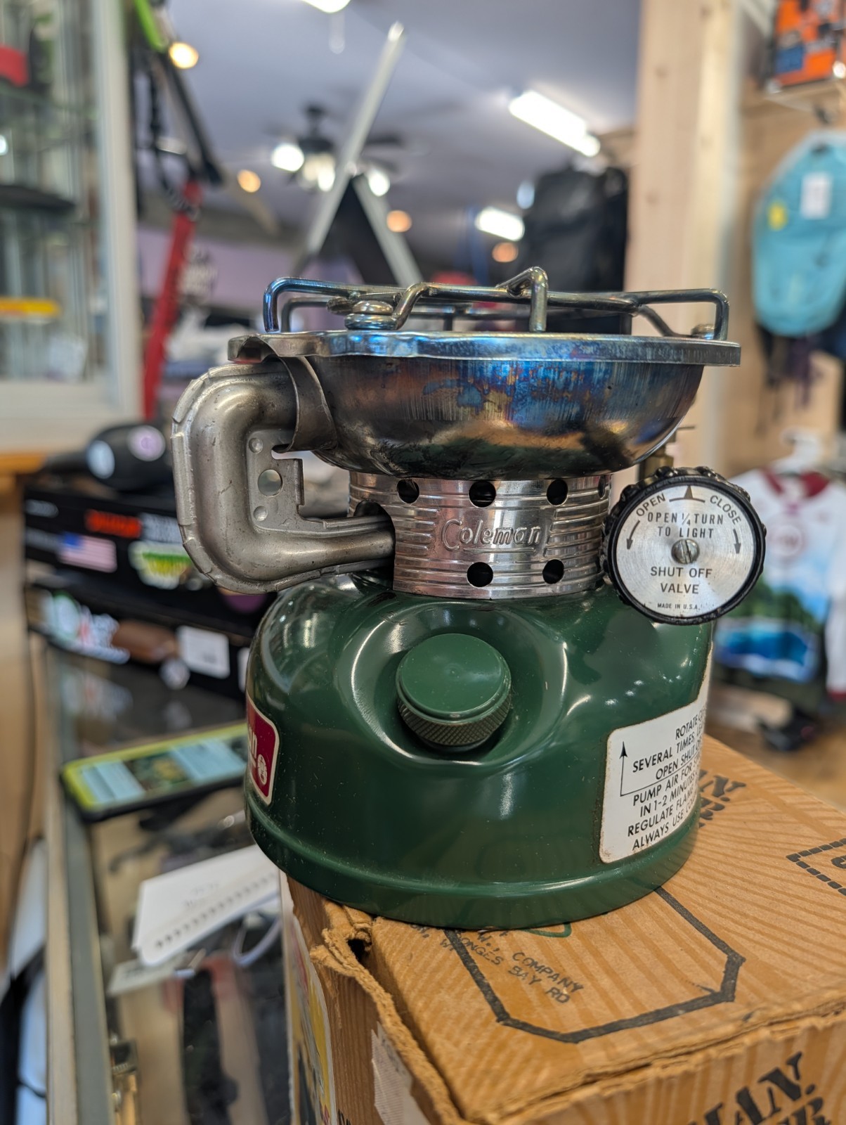 Vintage NOS 1976 Coleman 502 Camping Sportster Green Stove One Burner W/box