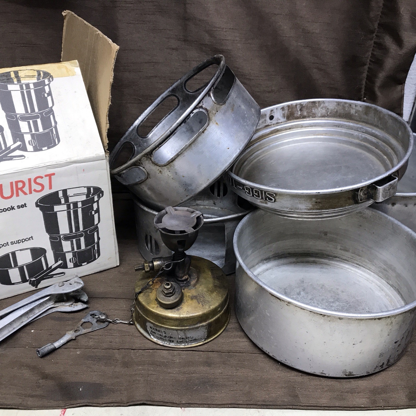 Vintage SVEA 123 Camping Stove W/6 Pcs SIGG Tourist Cook Set
