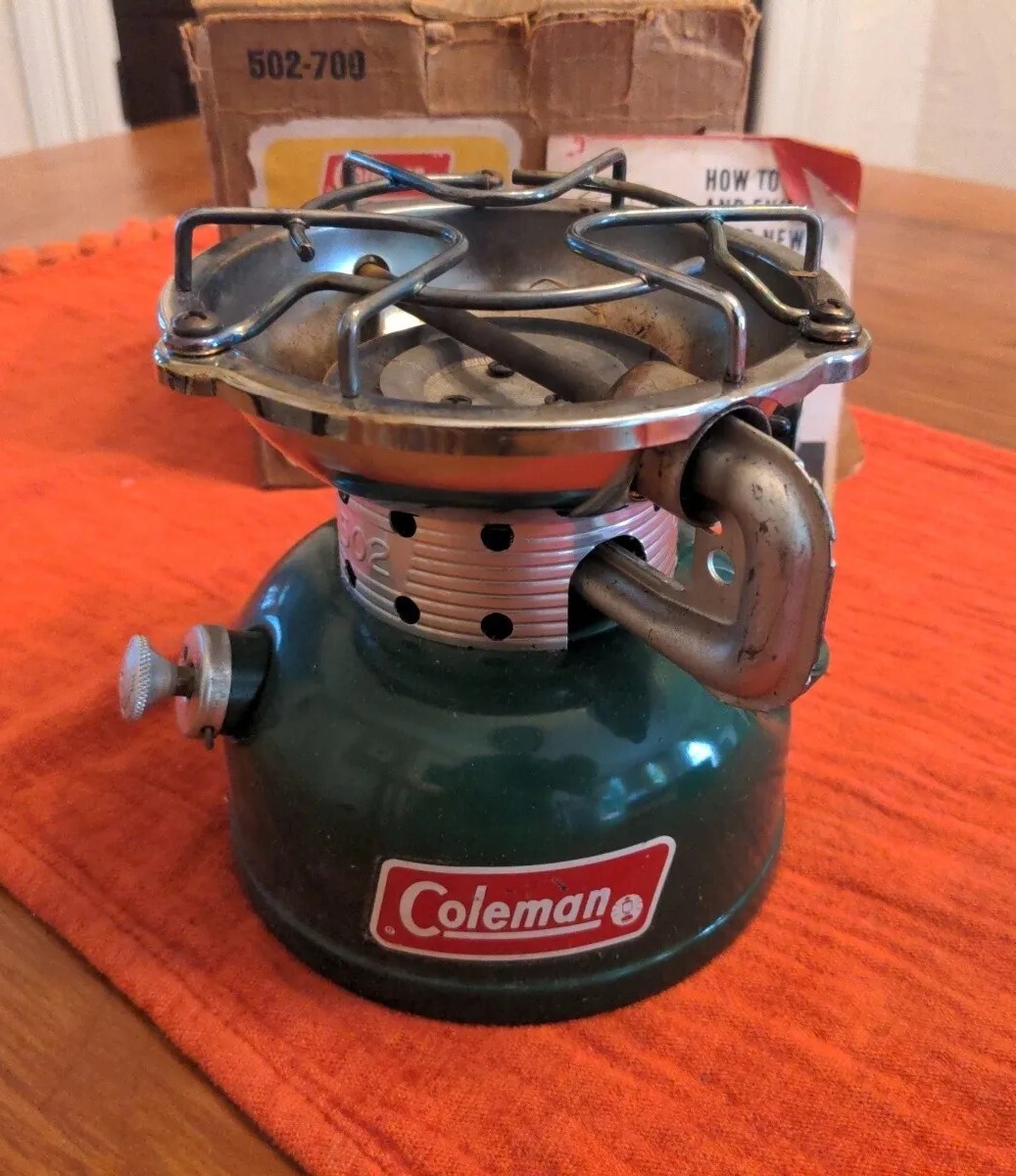 VinTagE 1979 COLEMAN SPORTSTER CAMP STOVE Model 502-700 w Box and Manual