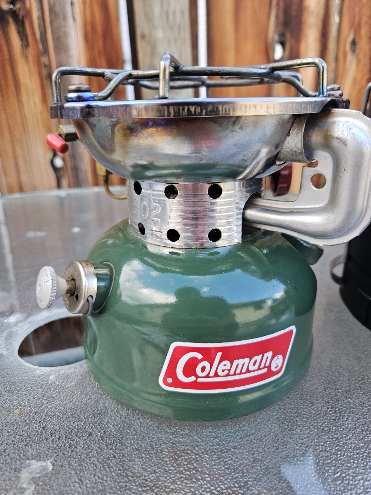 1974 COLEMAN 502 Single Burner Camp Stove With Aluminum Cook Kit Case Heat Drum