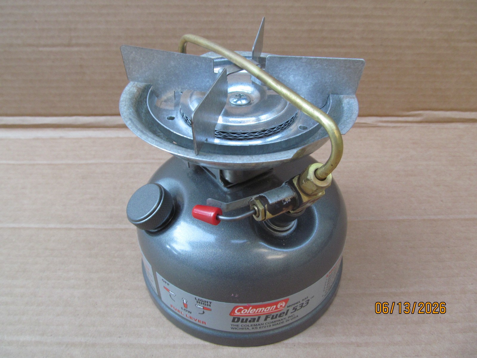 NEW COLEMAN Model 533 Dual Fuel Single Burner Camping Stove