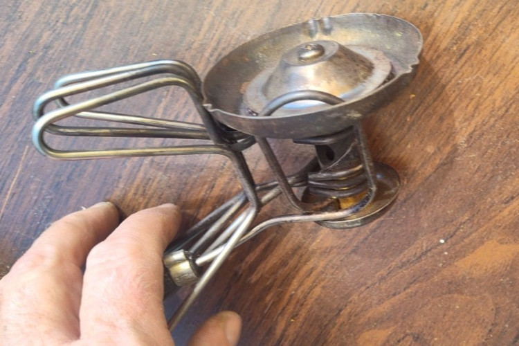 Portable Camp Stove w Pump Set