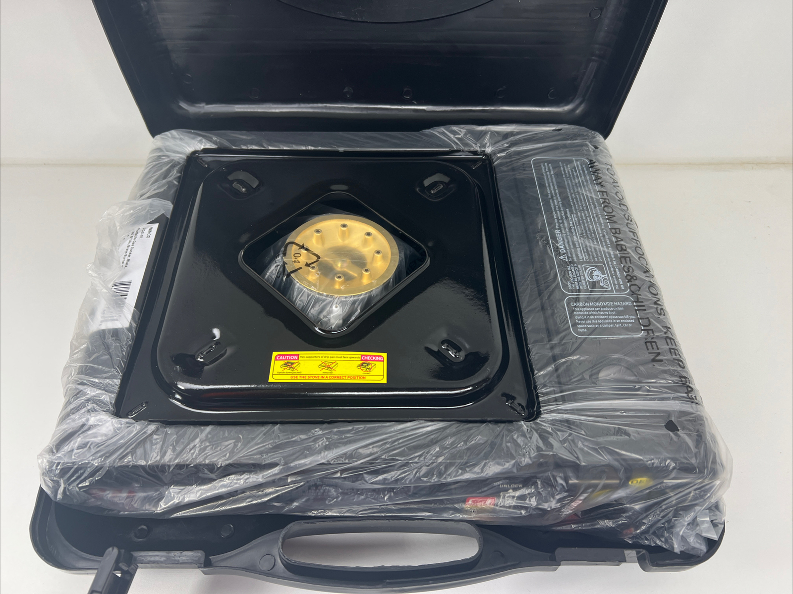 PGS-1K – Portable Gas Cooker, Black, 9500 BTUs, Brass Burner with case by Winco