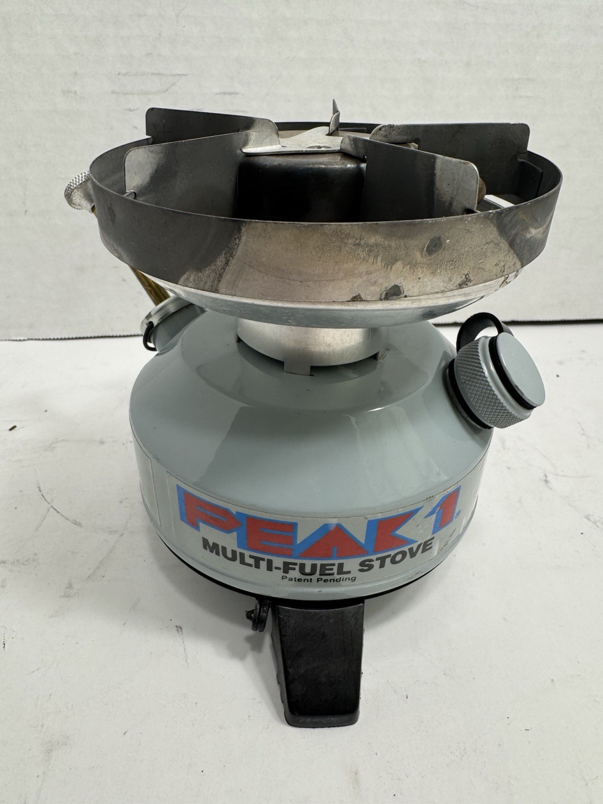 Coleman Peak 1 Multi-Fuel Camp Stove Model 550B Works