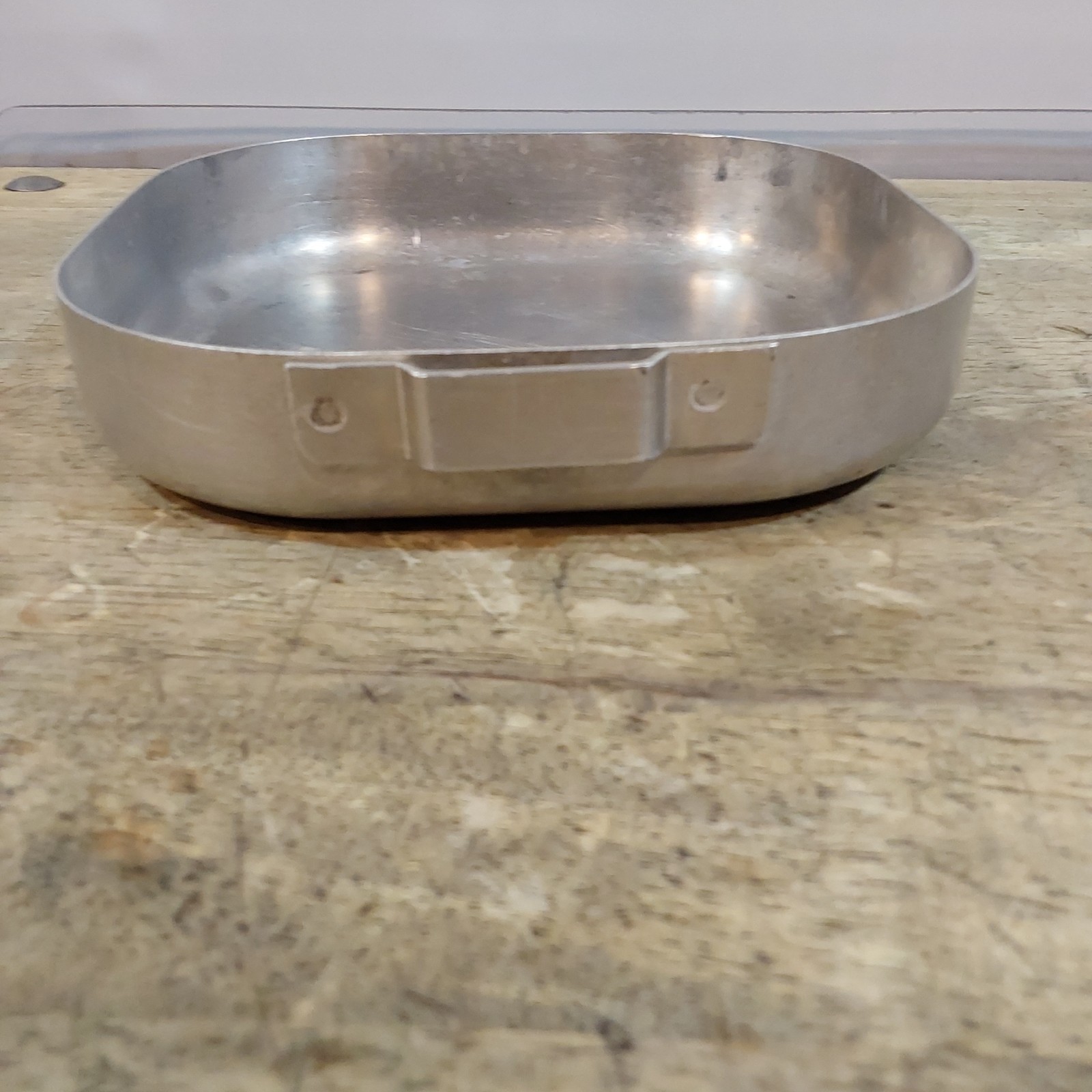 Coleman 501 502 Stove – Case Top Half – Cook Pot – Scuffs Dents & Scratches