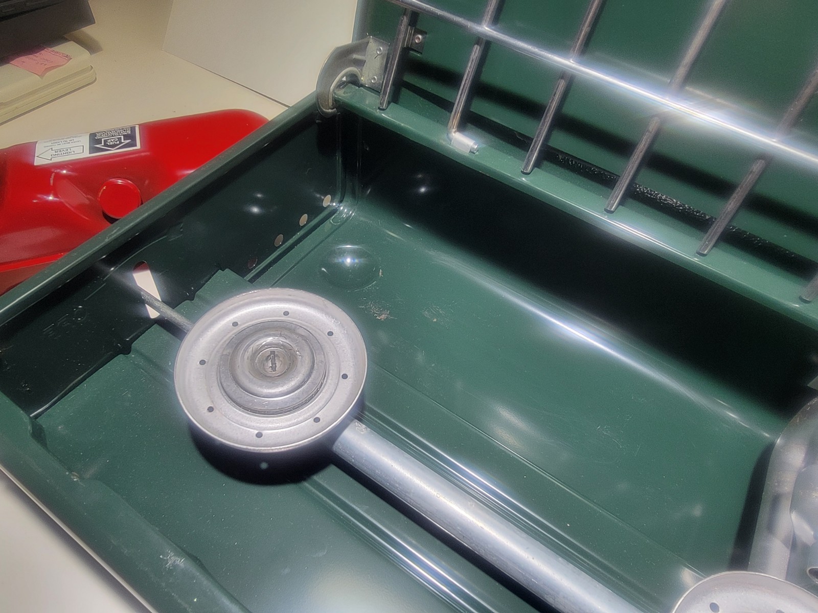 1987 Coleman 425F499 Gas Stove 2 Burner Green NEVER USED
