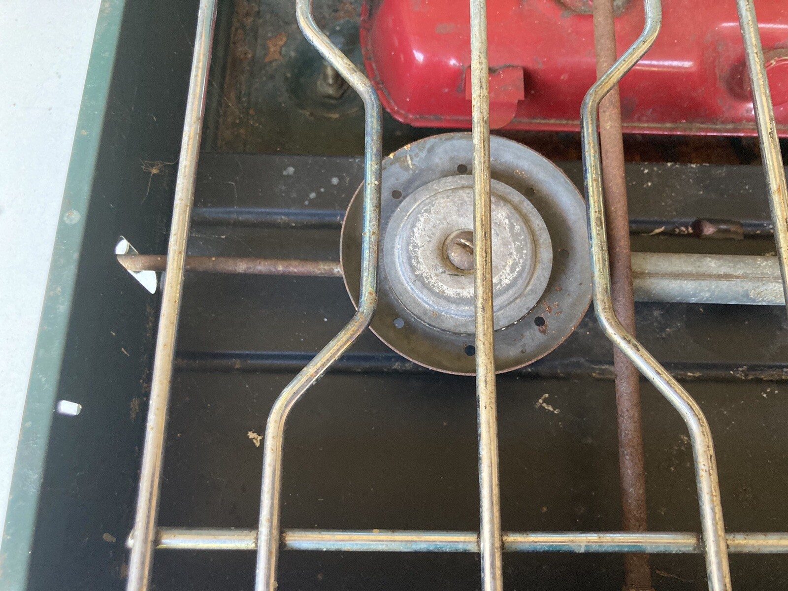 Vintage Coleman Camping Stove 413H 2 Burner Propane Used Untested Made In USA