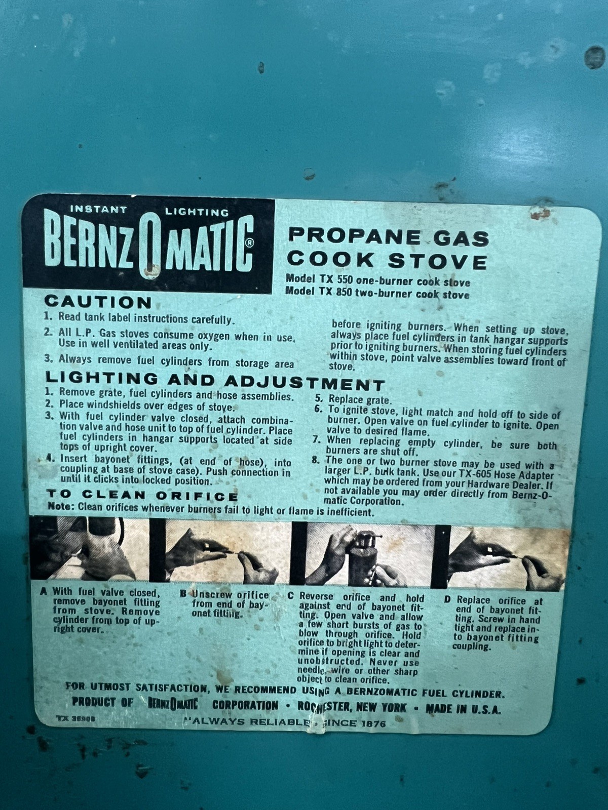 Vintage Bernz-O-matic TX 3690B Single Burner Camp Stove