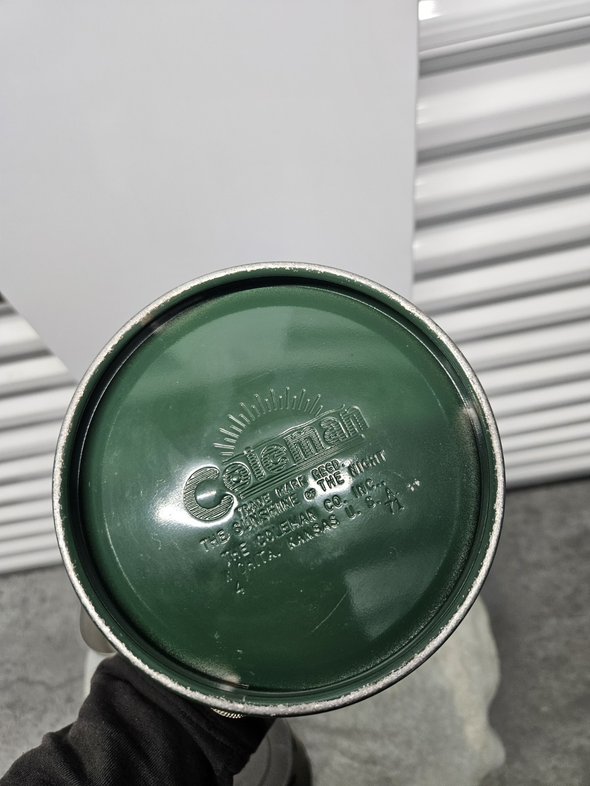 1971 COLEMAN 502 Single Burner Camp Stove With Aluminum Cook Kit Case Heat Drum