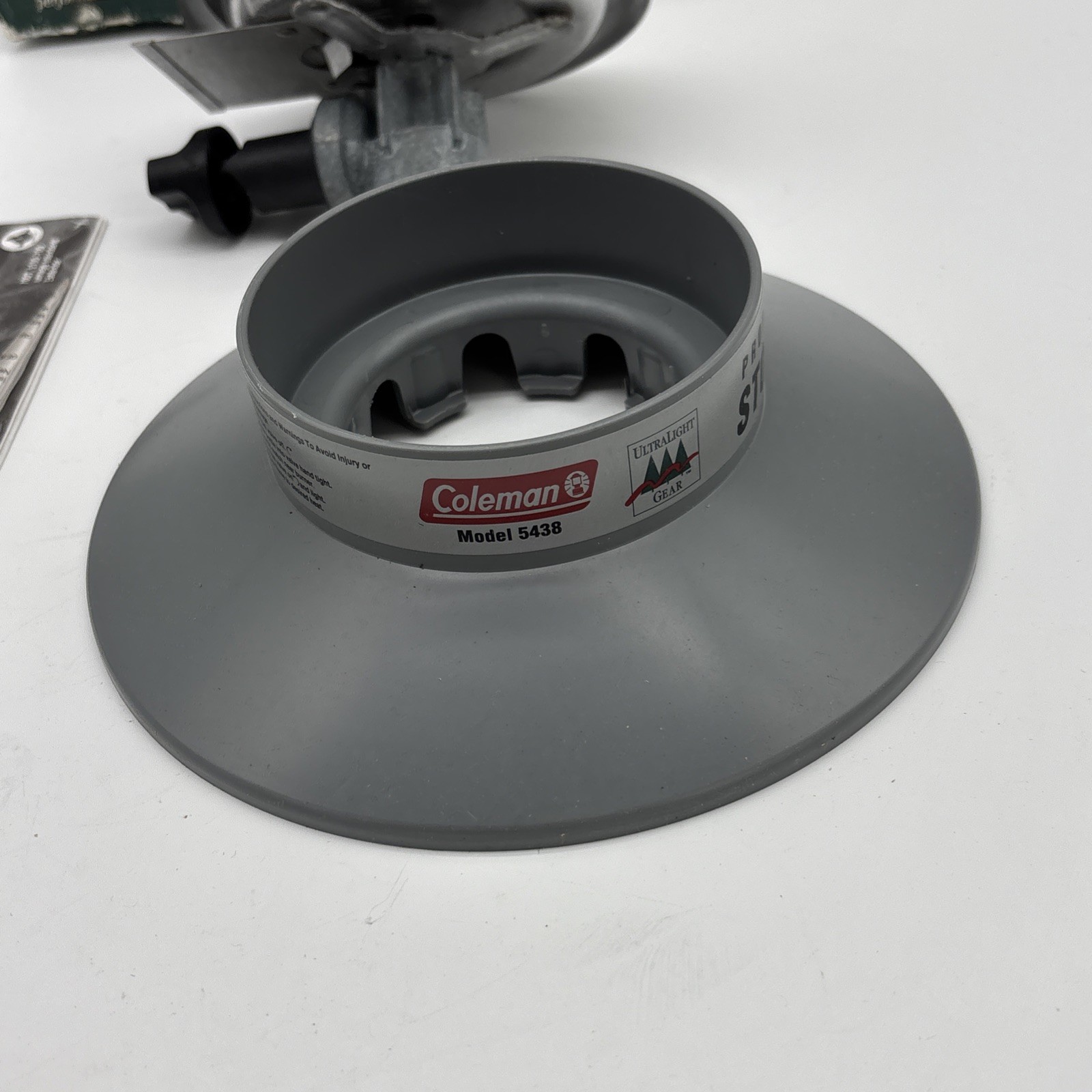 Vintage Coleman 5438 Lightweight Compact Single Burner Propane Stove 5438B700