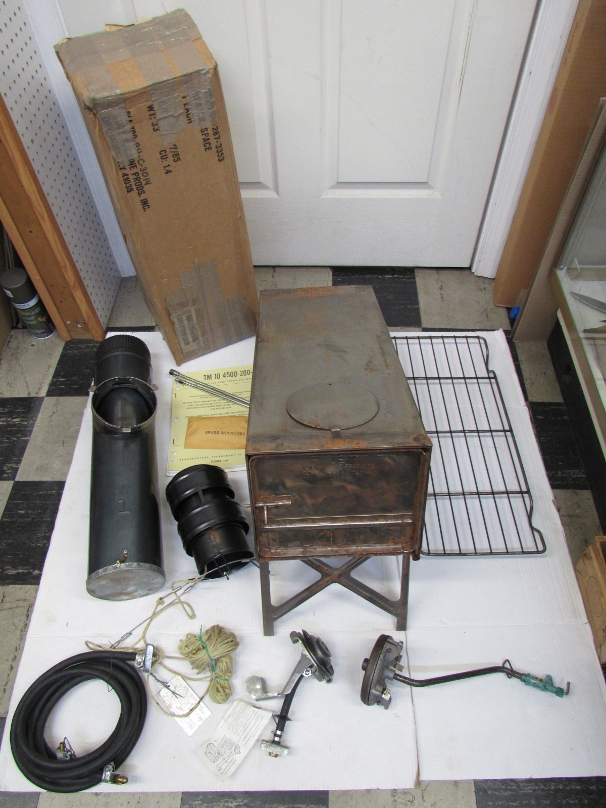 US M1950 Yukon Tent Stove Complete State Machine Products 1983 Dated RUSTY