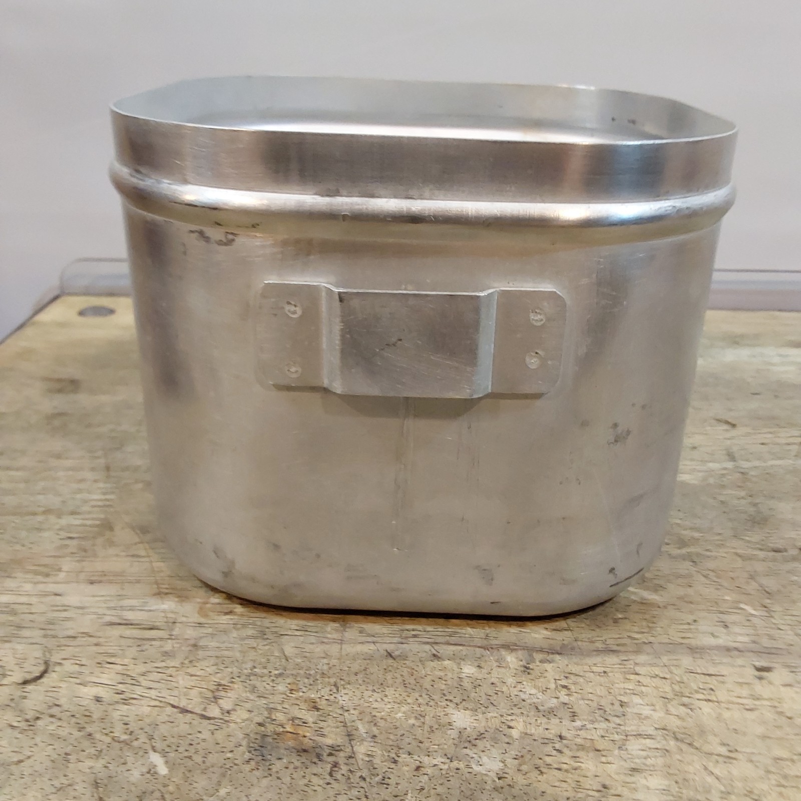 Coleman 501 502 Stove – Case BOTTOM Half – Cook Pot – Scuffs & Scratches