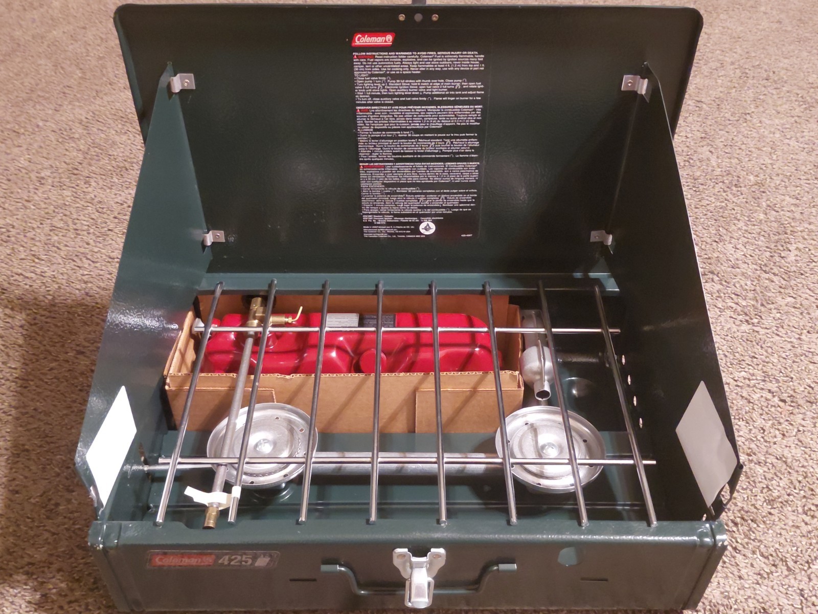 Vintage Coleman Two Burner Gas Camp Stove #425F499T Brand New Exceptional