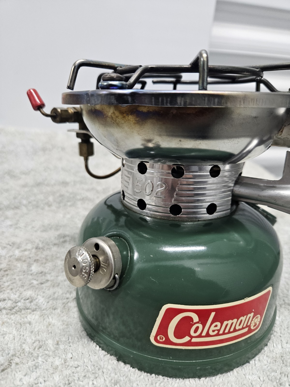 1971 COLEMAN 502 Single Burner Camp Stove With Aluminum Cook Kit Case Heat Drum