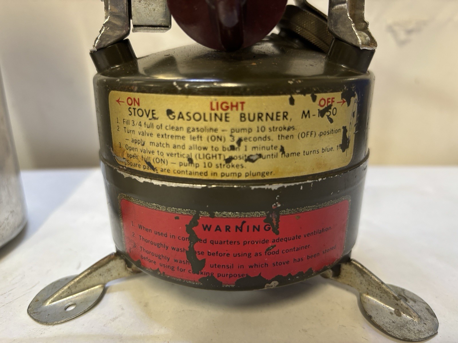 US Military Gasoline Burner Stove M – 1950 With Aluminum Case Rogers 1966