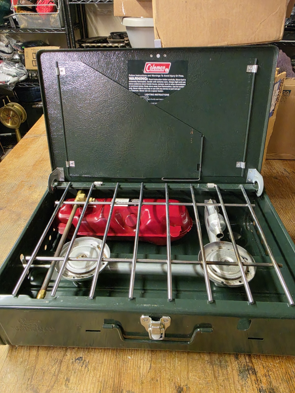 VTG Coleman 425F499 2 Burner Camp Stove w/ Original Box 5/1989 Classic Green USA