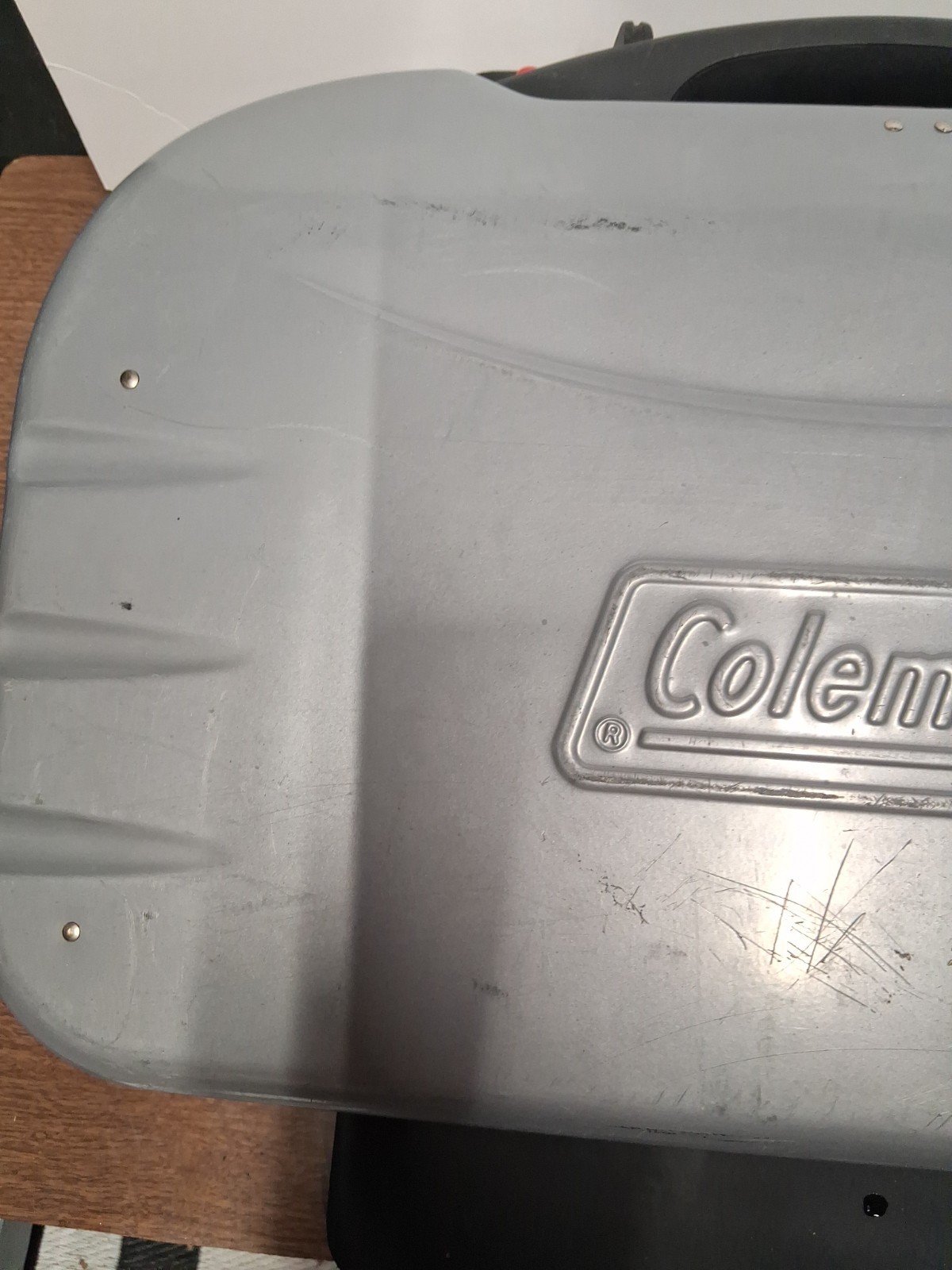 COLEMAN MODEL 5469 SERIES 10,000 BTU 2 BURNER PROPANE CAMPING STOVE NEVER USED.